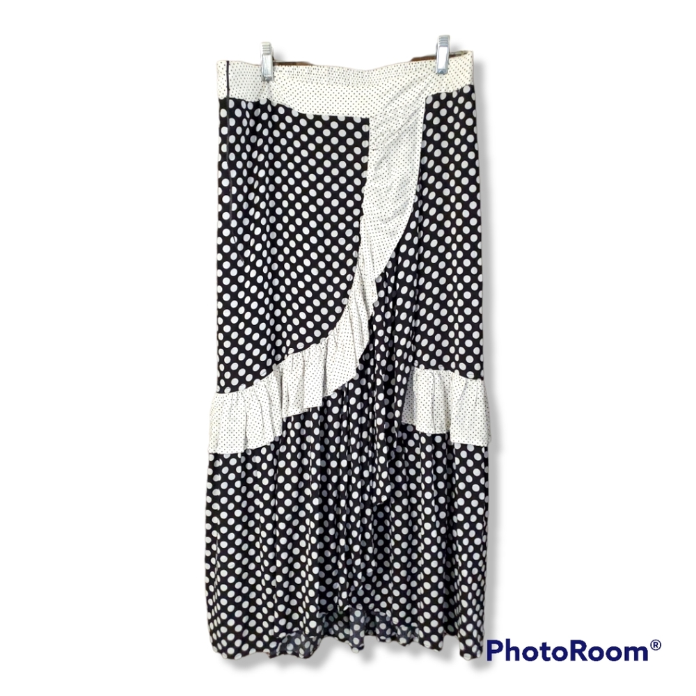 Polka dot ruffle high low skirt